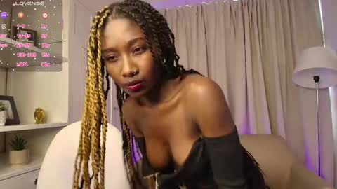 brianna_styles online show from September 10, 1:44 pm