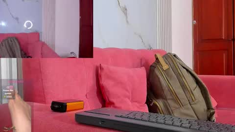    online show from October 12, 12:40 pm