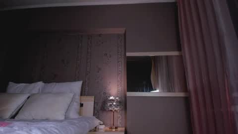 Ann online show from February 21, 6:08 pm