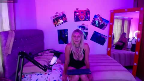 BRITH ANGELS online show from July 17, 12:53 pm