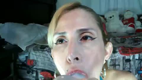 brithany hunt online show from April 10, 8:04 pm