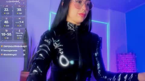 Brithany online show from September 25, 3:55 pm