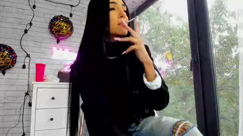 britney_charm online show from October 4, 6:08 am