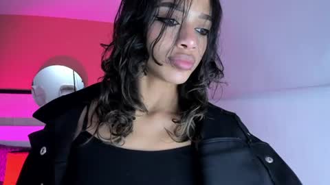 britney_collins_ online show from July 5, 4:12 pm