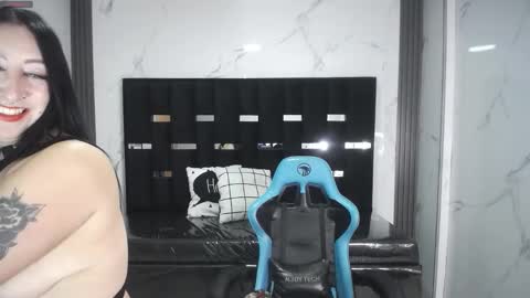 Britney  online show from November 6, 2:39 am