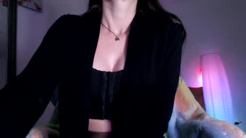 Britney online show from April 9, 7:25 am