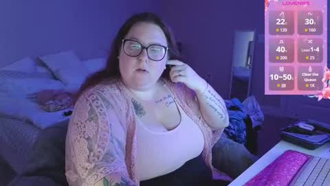 Madam Brooke online show from December 4, 1:02 pm