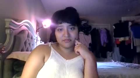 brujerita_dmota online show from March 22, 3:45 am