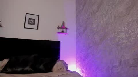 Bubbalo  online show from October 24, 1:23 am