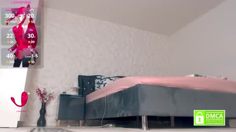 Nylon queen  genuine model who bring pantyhose on chaturbate for first time   the others just copy my room for money  online show from January 20, 12:15 am