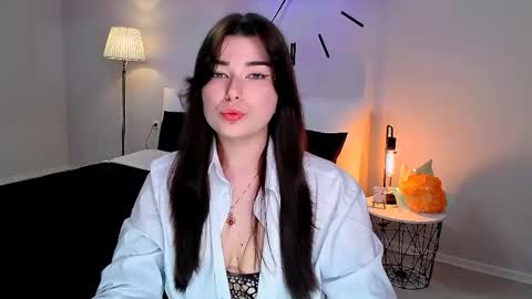 Ari online show from April 13, 12:17 pm