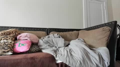 Buffy online show from January 9, 9:05 pm