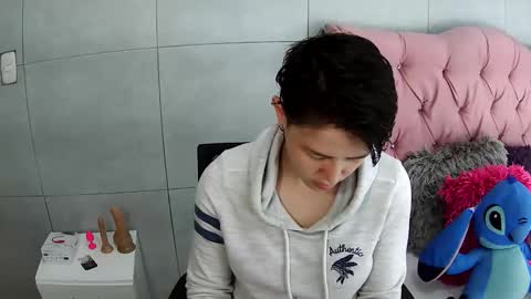 bug2025 online show from December 2, 1:18 am