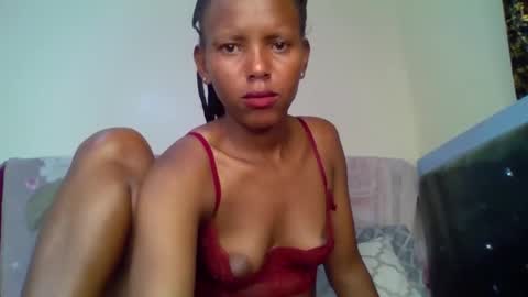 bunnydiva_ online show from December 5, 8:32 pm