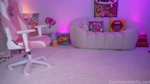 Stella online show from October 1, 11:42 pm