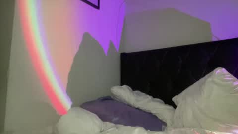 bunnymami333 online show from December 20, 4:09 am