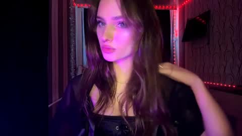 Bella online show from June 3, 11:44 am