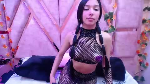 burbuja pink  online show from October 9, 3:32 am