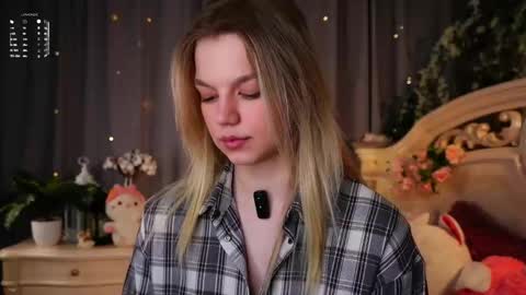 Jessica online show from March 10, 4:22 pm