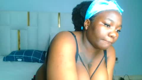busty_mellons69 online show from September 27, 11:56 pm