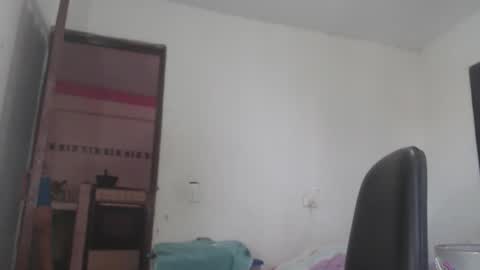 Amanda  online show from February 9, 1:02 pm