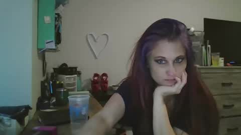 busybee83 online show from January 14, 10:37 pm