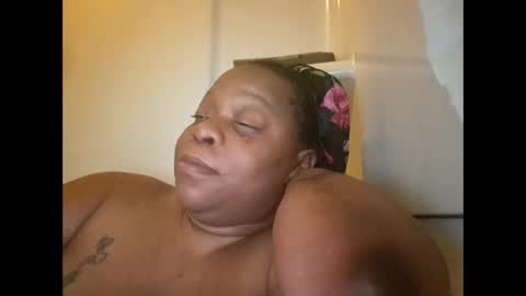 bytesyzegoddess online show from March 11, 2:32 am