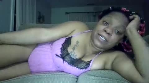 bytesyzegoddess online show from March 1, 2:26 am