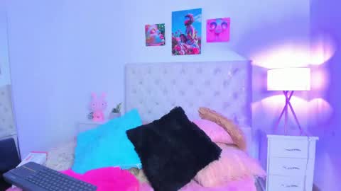 cailin_dione online show from May 16, 3:53 am