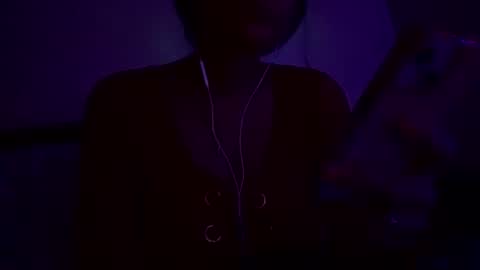 calishop1 online show from October 27, 2:51 am