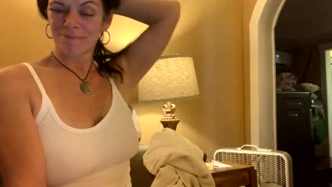 Calli online show from February 16, 4:23 am