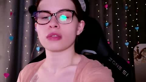 Frida online show from April 14, 12:16 pm