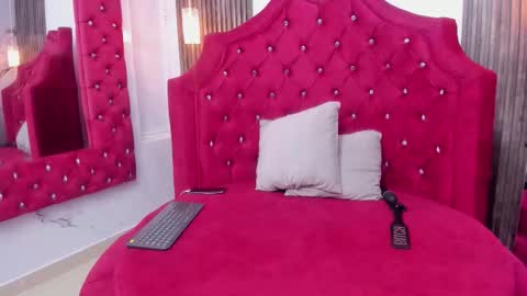 Karen online show from March 6, 4:18 am