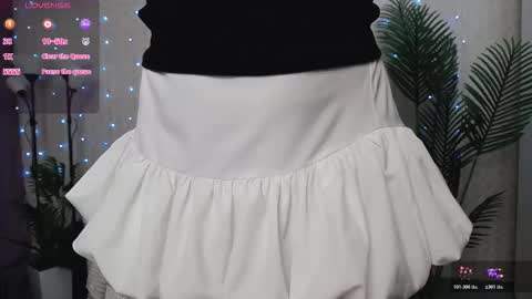 camelia_lillie online show from November 23, 3:42 am