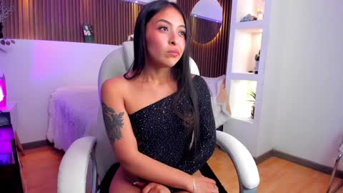 Camila online show from December 17, 8:54 pm