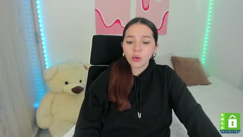  C A M I  online show from January 10, 9:42 pm