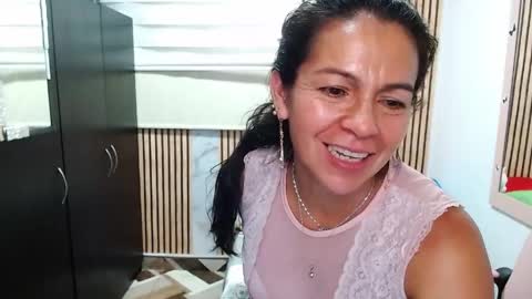 Camila Vargas online show from May 16, 12:02 am
