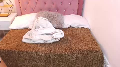 Cami online show from October 9, 8:02 pm