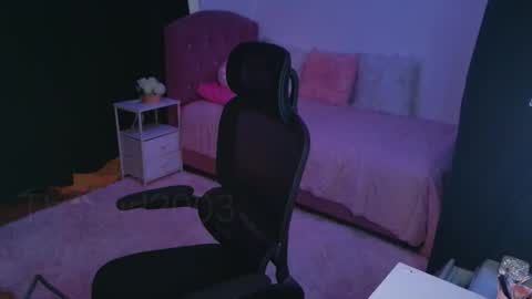 camilamarsh online show from November 21, 11:07 pm