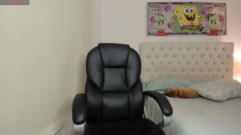   online show from February 1, 2:37 am