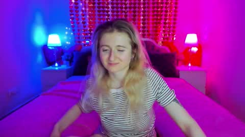 camilladreamer online show from March 2, 7:20 pm