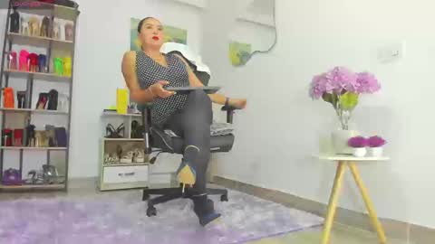 camillevega_01 online show from January 10, 4:17 am
