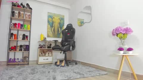 camillevega_01 online show from November 27, 2:47 am