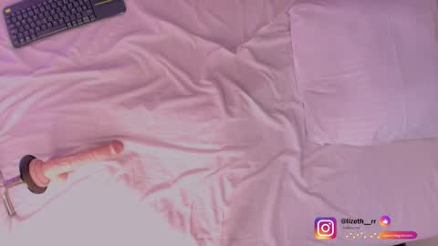 candle_lz online show from November 29, 4:38 am