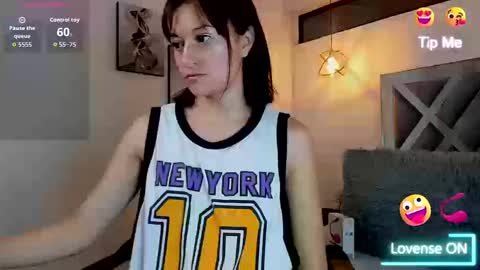 Candy hot online show from September 17, 8:40 pm