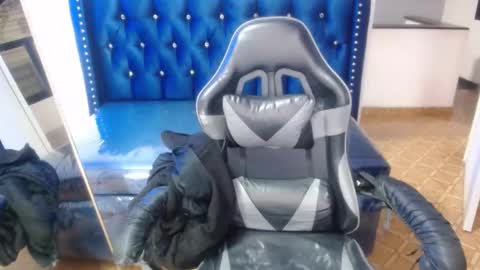 Hi Stream 800am to 200pm online show from February 27, 1:11 pm