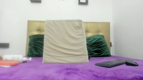 candy_sex_18x online show from April 30, 2:17 am