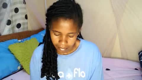 candybrown001 online show from January 14, 7:57 am