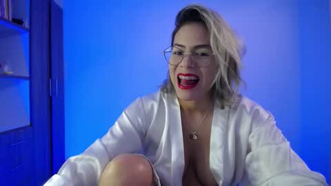 Candy Dowson online show from October 10, 5:29 pm