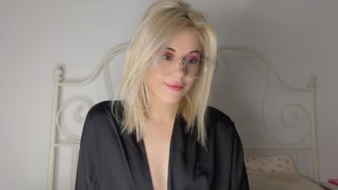 You can call me HH online show from February 20, 7:04 pm